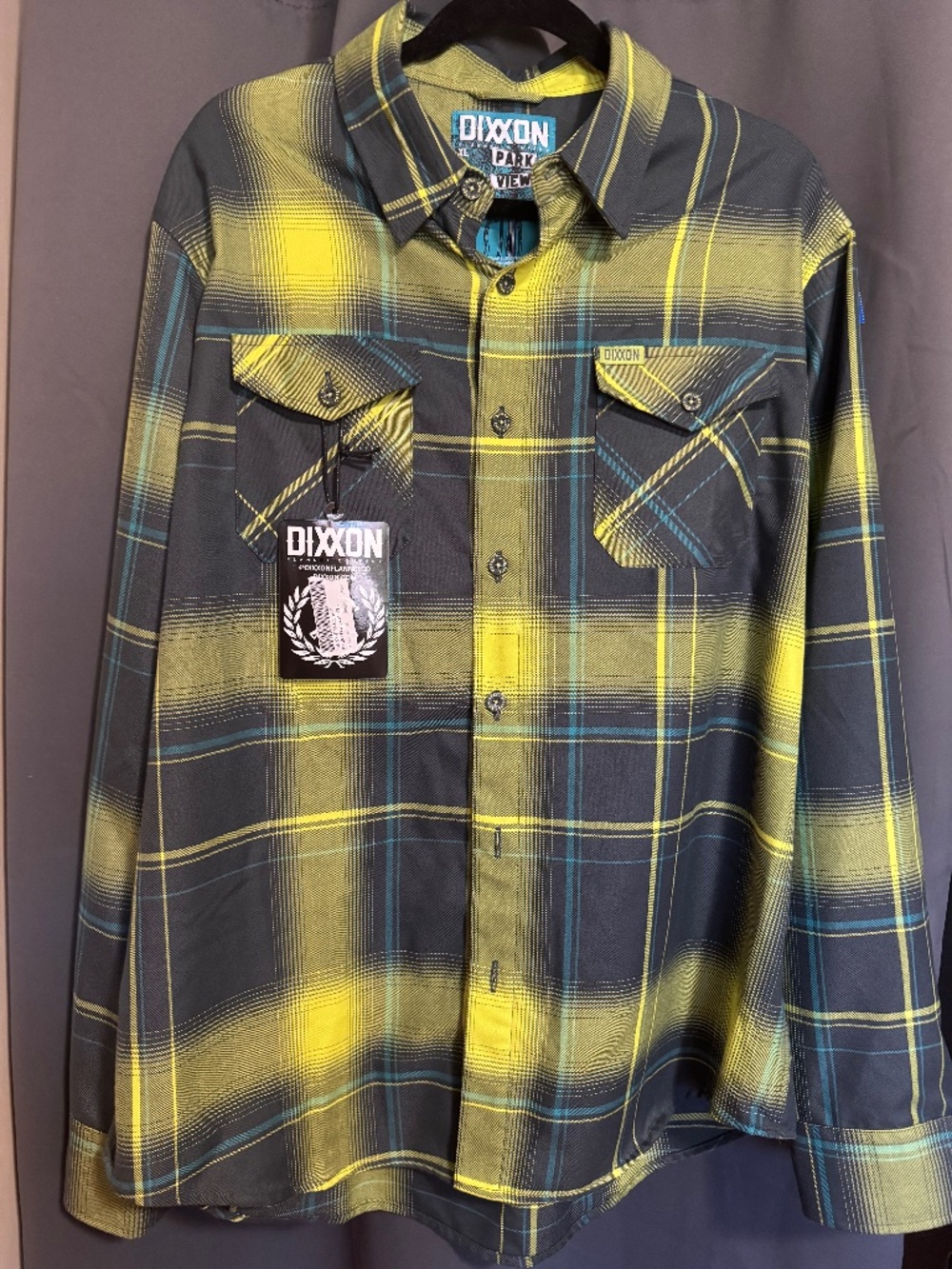 Dixxon Parkview Men’s XL flannel NWT